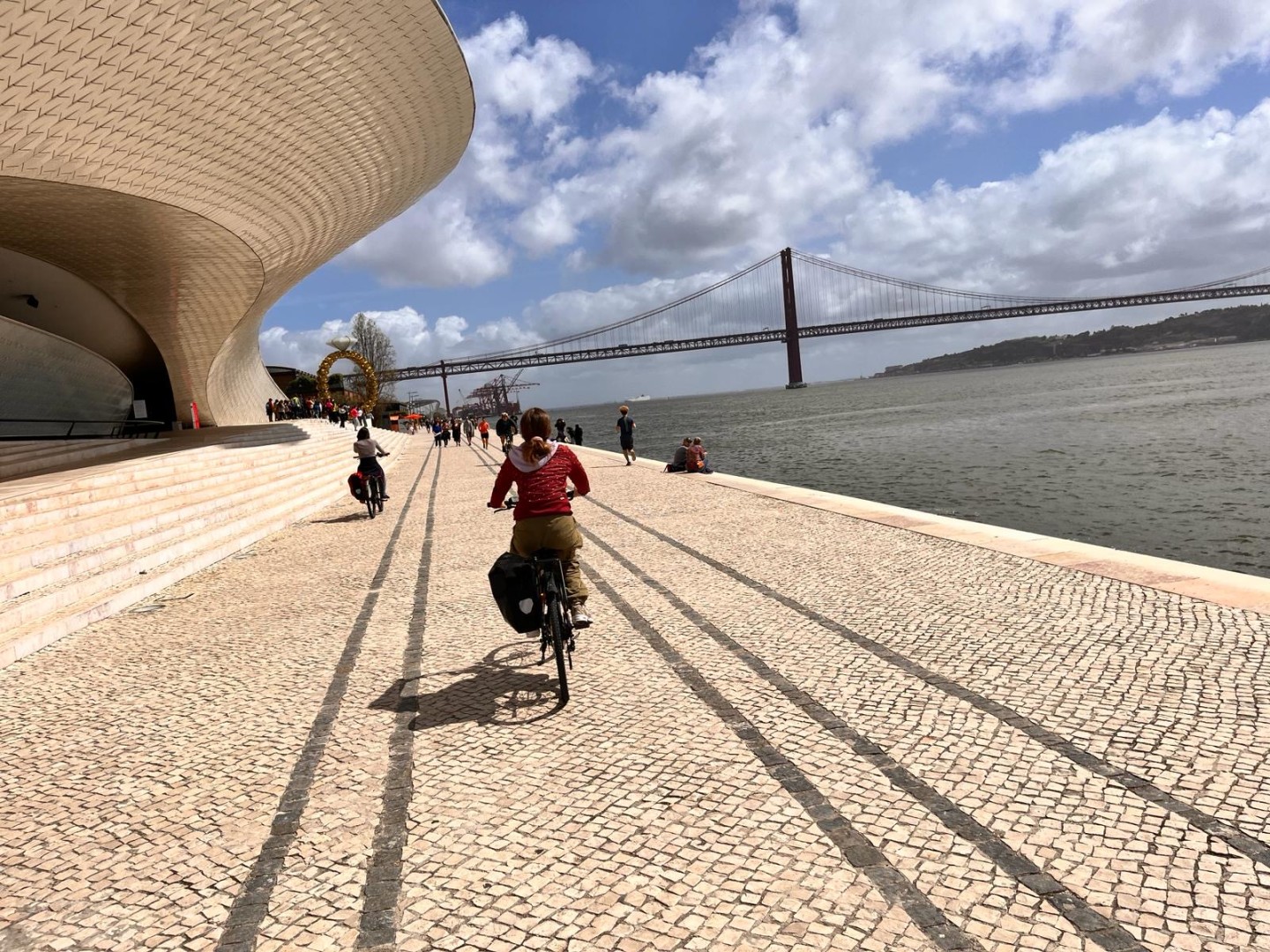 Biketour: Vom Lissabonner Zentrum am Fluss entlang nach Belem (Belem Tower)